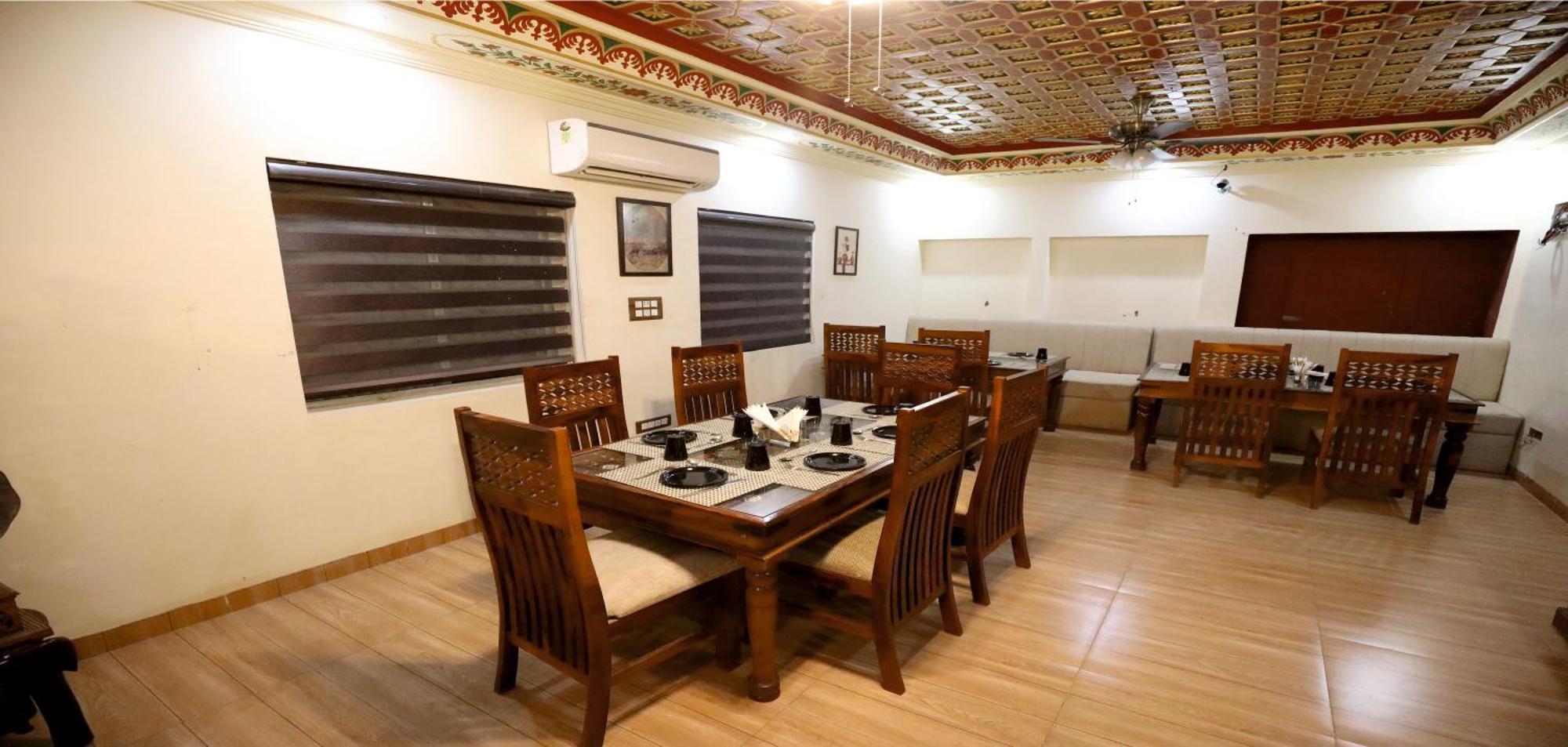 Hotel Vijayvargiya Dhani Bikaner Luaran gambar